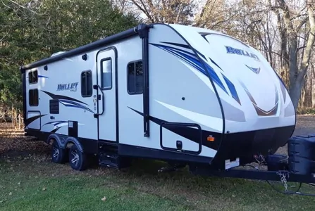 The Canadian Bullet 🍁 🏕️ 🔥 🛶 🍳