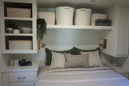 Joy the RV (Completely Renovated Class A)