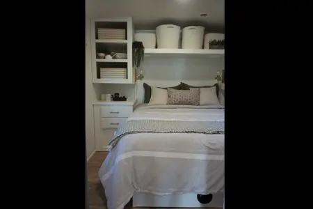 Joy the RV (Completely Renovated Class A)