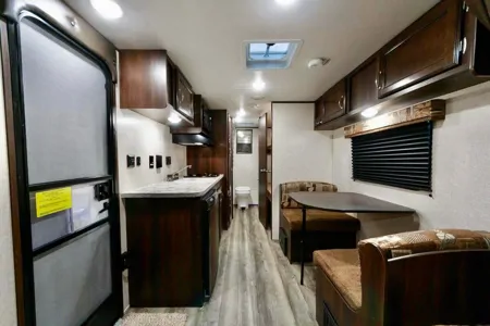 Super Clean trailer with bunks!