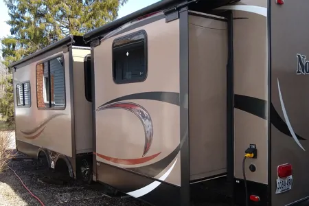 JOHN's northtrail hartland 33tbu Travel Trailer