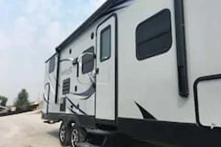 Just the right amount of Luxury- Kodiak Ultra Lite Travel Trailer