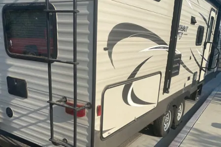 Della's Keystone Hideout Travel Trailer