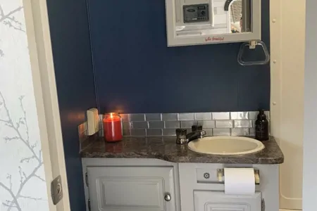 Benny’s Bunkhouse R Vision Trail Cruiser Travel Trailer