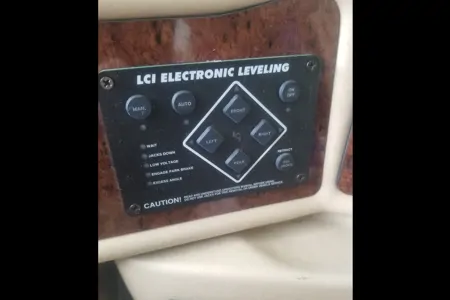 Class A Toyhauler 8 persons wheelchair access + garage for motorcycle, golfcart, ATV, 37 feet long