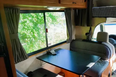 Majestic Classe C RV to rent, excellent condition low mileage and fully equiped. Family fun !!!
