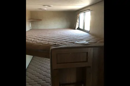 Coachmen Apex Ultra Lit 28LE Travel Trailer