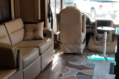 Clinton's Forest River Georgetown 364TS Class A