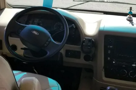 Clinton's Forest River Georgetown 364TS Class A