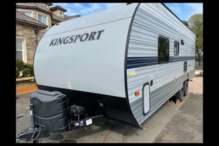 Spacious Clean New 27' Ultra-Lite Travel Trailer