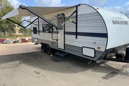 Spacious Clean New 27' Ultra-Lite Travel Trailer