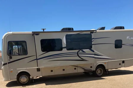 Karen's  Fleetwood Flair Class A