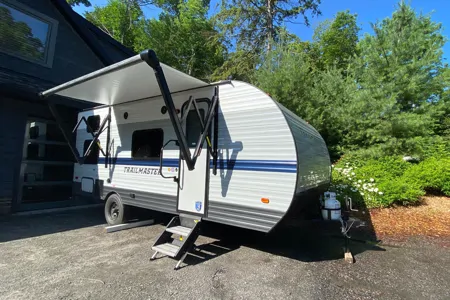 Karly's Super stunning new RV 