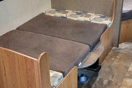 Starcraft Launch Ultra Lite Travel Trailer