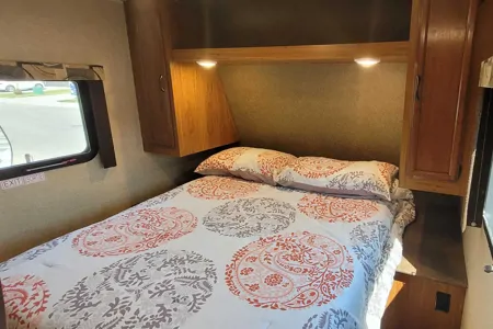 Starcraft Launch Ultra Lite Travel Trailer