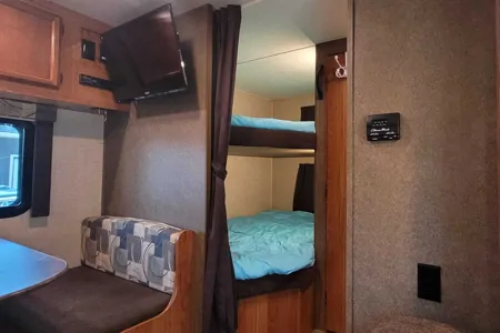 Starcraft Launch Ultra Lite Travel Trailer