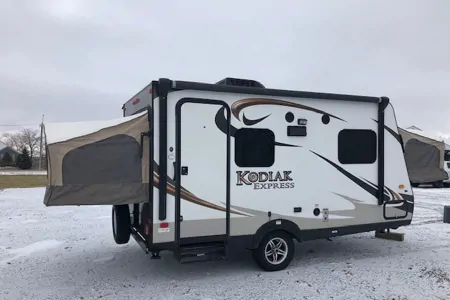 Dutchmen Kodiak Express 172 E Hybrid