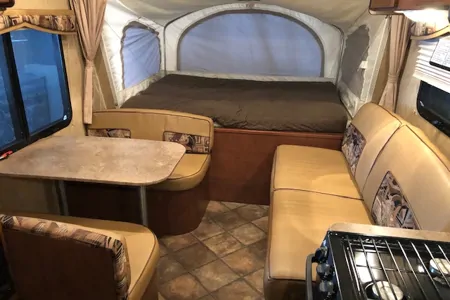 Dutchmen Kodiak Express 172 E Hybrid