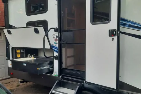 Jim and Jill's Palomino Solaire 243 BHS Travel Trailer