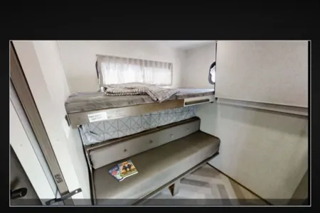 *The Comfy* 2021 Forest River RV Salem: Sleeps 10