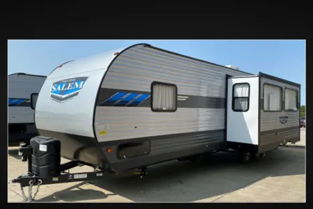 *The Comfy* 2021 Forest River RV Salem: Sleeps 10