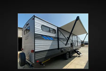 *The Comfy* 2021 Forest River RV Salem: Sleeps 10