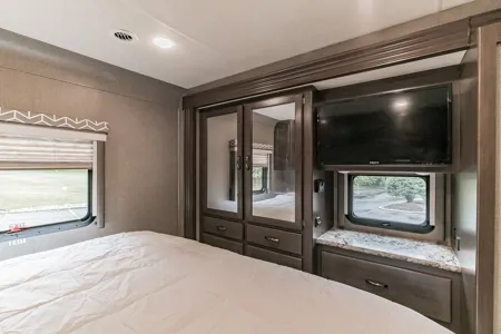 RV Goldie Thor Motor Coach Freedom Elite Class A