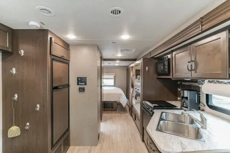 RV Goldie Thor Motor Coach Freedom Elite Class A