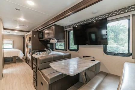 RV Goldie Thor Motor Coach Freedom Elite Class A