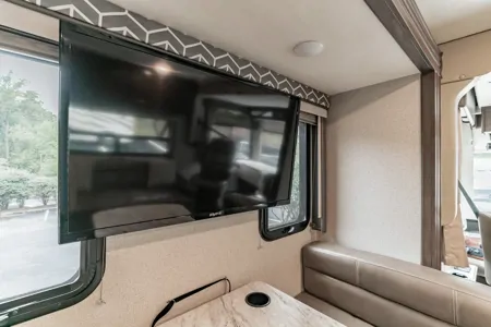 RV Goldie Thor Motor Coach Freedom Elite Class A