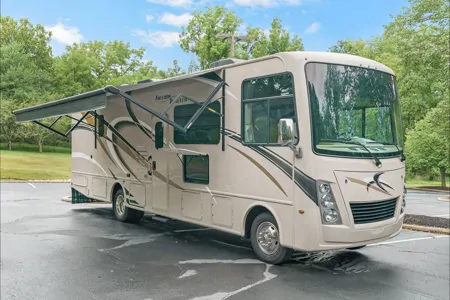 RV Goldie Thor Motor Coach Freedom Elite Class A