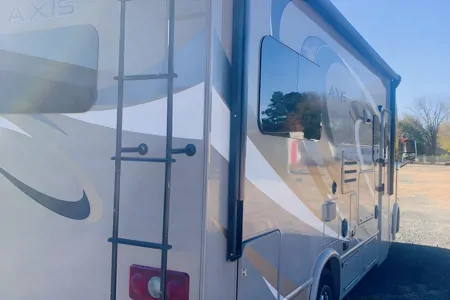 “Getaway”  2016 Thor Axis 24.1 Class A crossover to Class C