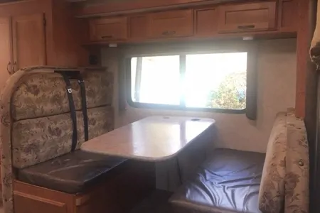 Ford ALP Adventurer 23DS*15 Class C