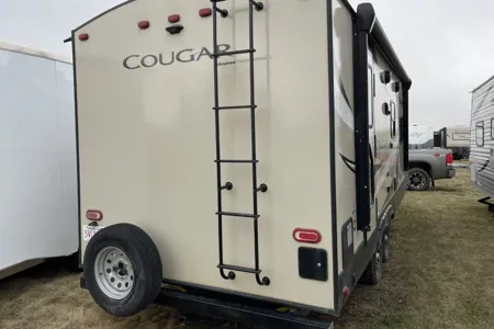 Tom and Christine's Keystone  Cougar Travel Trailer