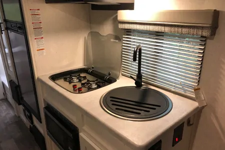 "Couples Retreat" R-Pod 192 Travel Trailer