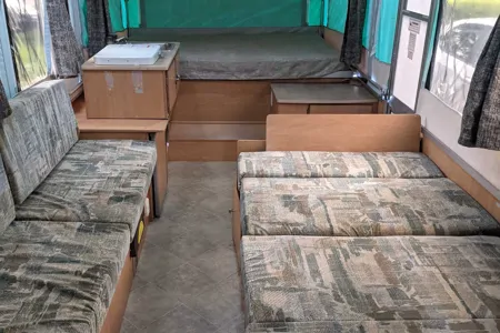 Cozy, equipped Viking 2107 epic Tent Trailer