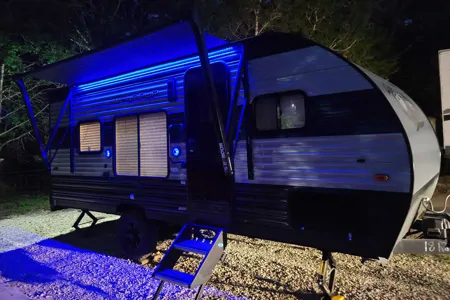 2021 Tow Hauler Wolf Pup ! Patio Gate, Solar Panel