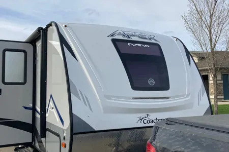 *Riggie Smalls* - Apex Nano 208BHS Travel Trailer
