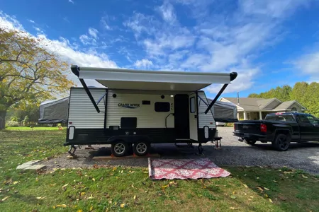 Ms. Frizzle the Happy Family Camper 