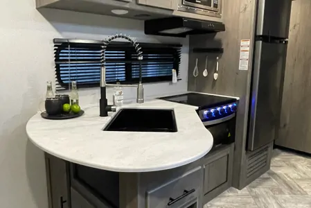 Jay & Cait’s Springdale 27BH Travel Trailer