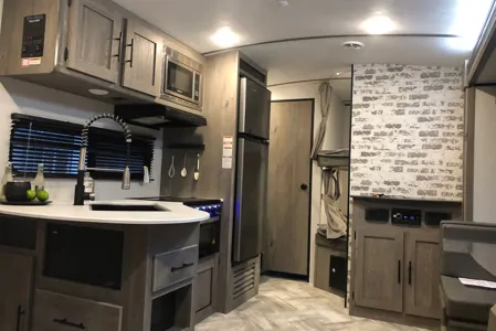 Jay & Cait’s Springdale 27BH Travel Trailer