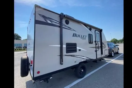 "Zelda" 2021 Keystone Bullet Crossfire 1700BH Travel Trailer