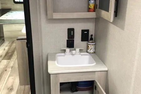 ZZ’s  KZ Escape Travel Trailer