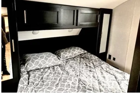 Fully Involved Trailer Rentals 2021 Grey Wolf Bunkhouse