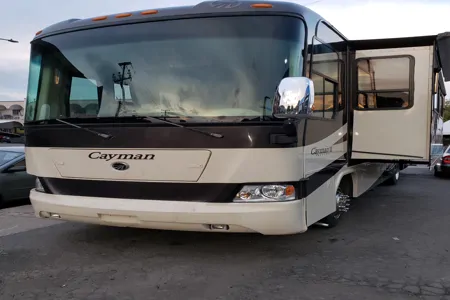 Luxury RV  WILDLIFE RADY 