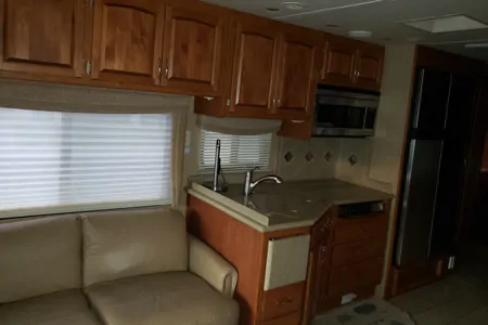 Luxury RV  WILDLIFE RADY 