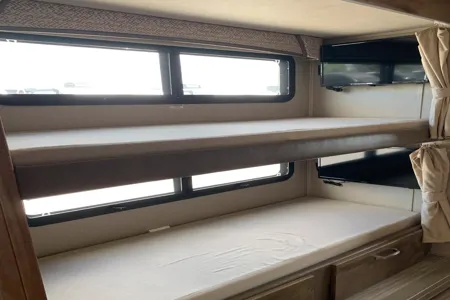 Shawn & Karen's Jayco Greyhawk Prestige Class C