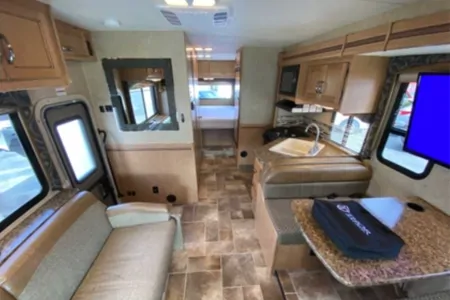  Thor Motor Coach Four Winds  Class C