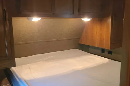 Beautiful Family Camper - DELIVERY ONLY!