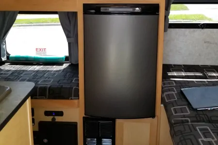 TowME - Prolite Profil 14 with Bunkbeds & Solar
